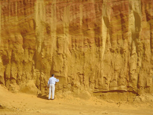 ocher production production ocre france vaucluse