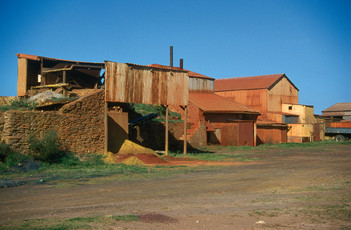 ocrerie en Afrique du Sud près d'Albertinia production ocre afrique-du-sud